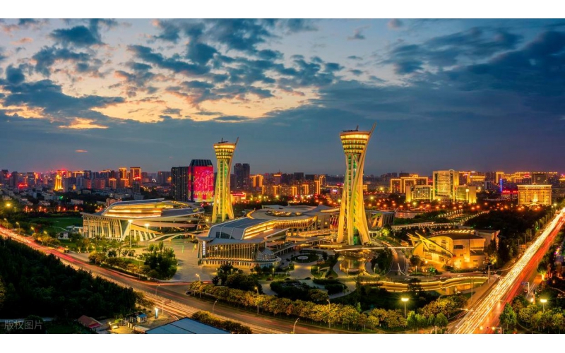 山東原實(shí)科技，煥彩濰坊樓體夜景亮化工程