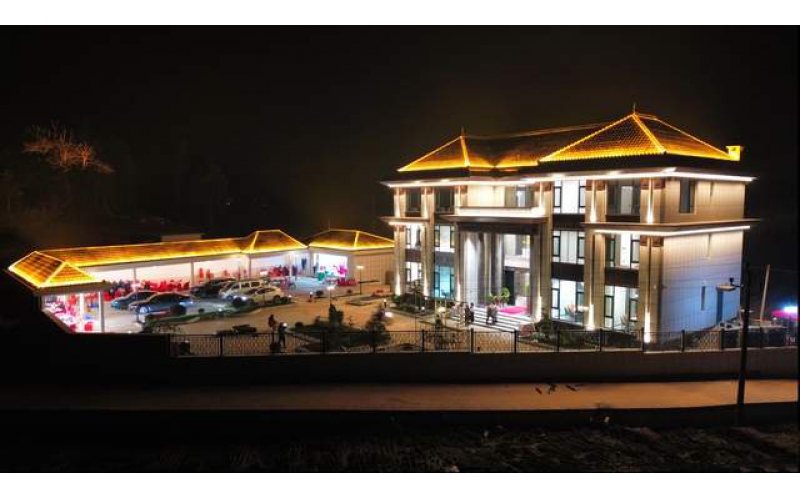 ‍光影筑家：別墅燈光亮化工程，點(diǎn)亮庭院與建筑的詩(shī)意夜境